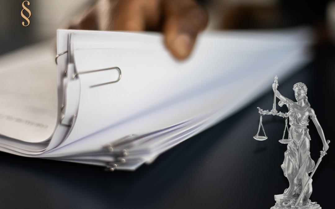 Dokumenty kredytowe na stole – analiza umowy CHF